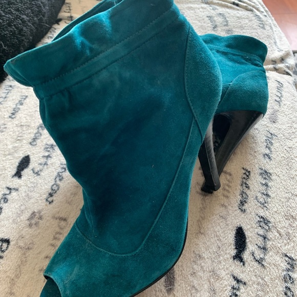 Marc Fisher teal open toe booties size 8.5 - Picture 3 of 12